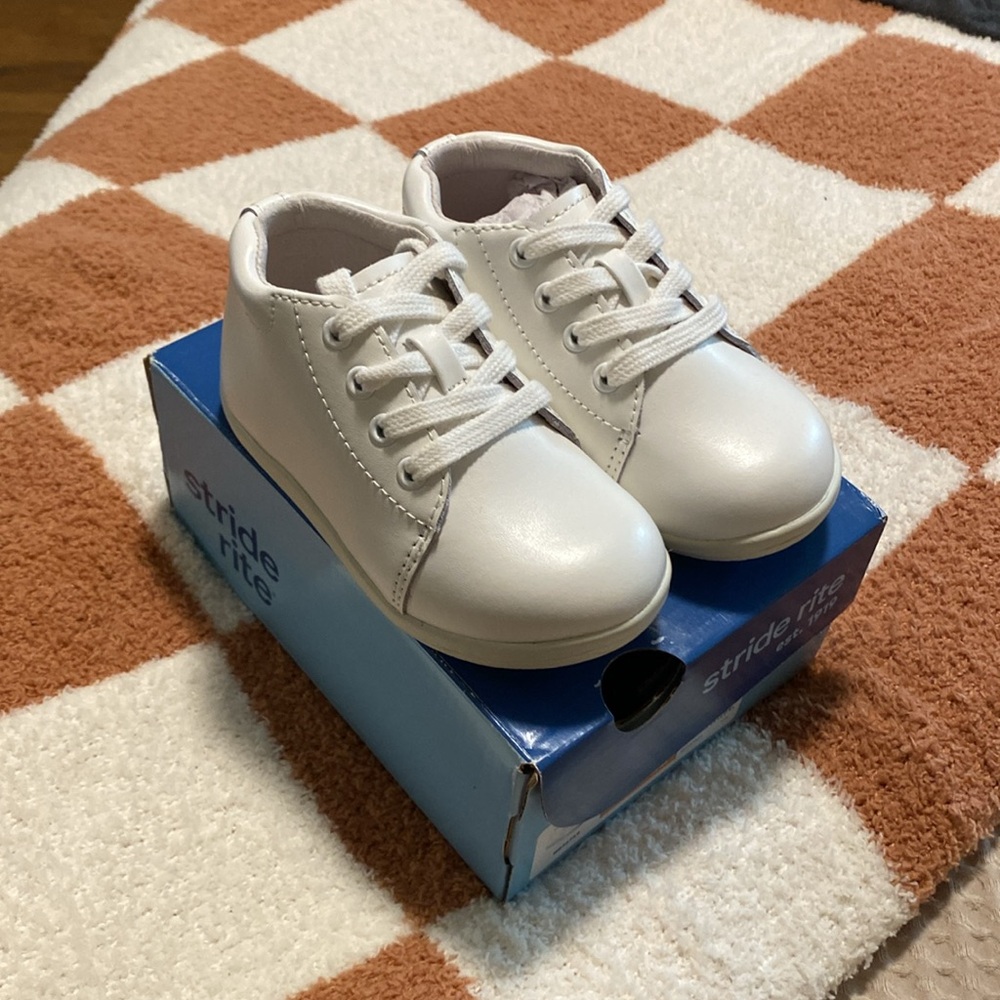 Unisex Stride Rite Elliot Toddler Shoes, White, NEW